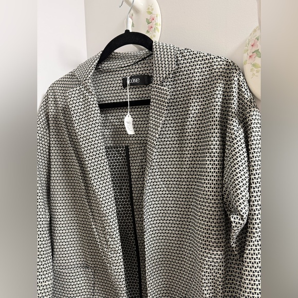 Simons Monochrome Triangle Pattern long jacket - Picture 4 of 8